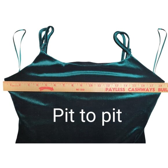 GB Womens Emerald Green Crush Velvet Dress XL Fairy Holiday Gothic Elegance Glam - Picture 12 of 13